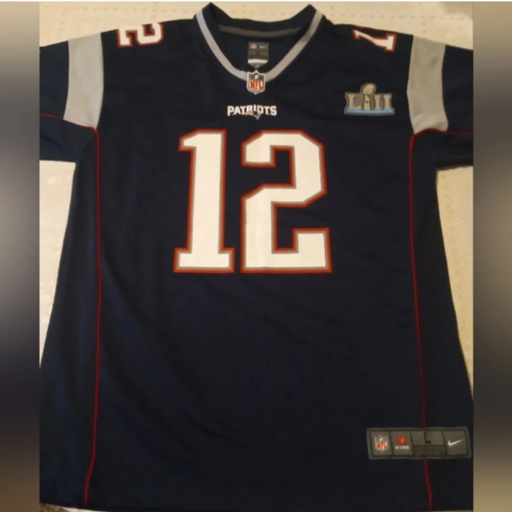 Retired NFL Tom Brady #12 Nike SUPERBOWL 52 New England Patriots, Youth L 14-16